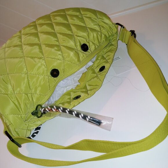 Street Level Citron Crossbody Shoulder Bag - Picture 9 of 14